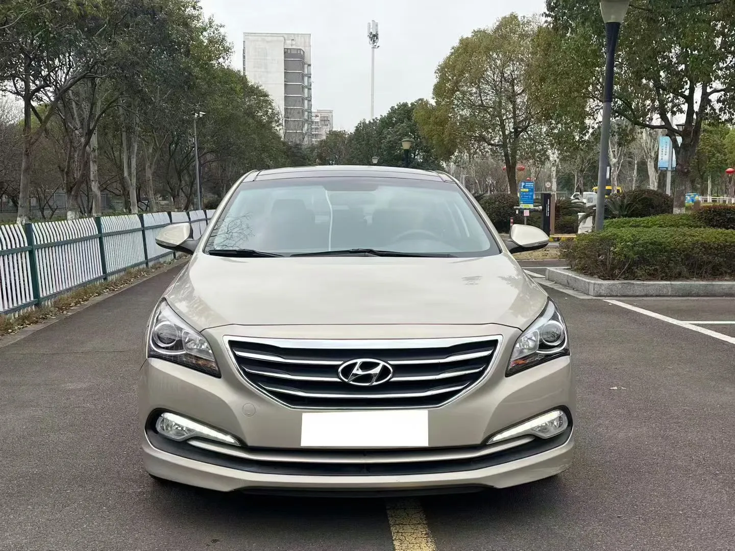 2014 Hyundai Mistra
