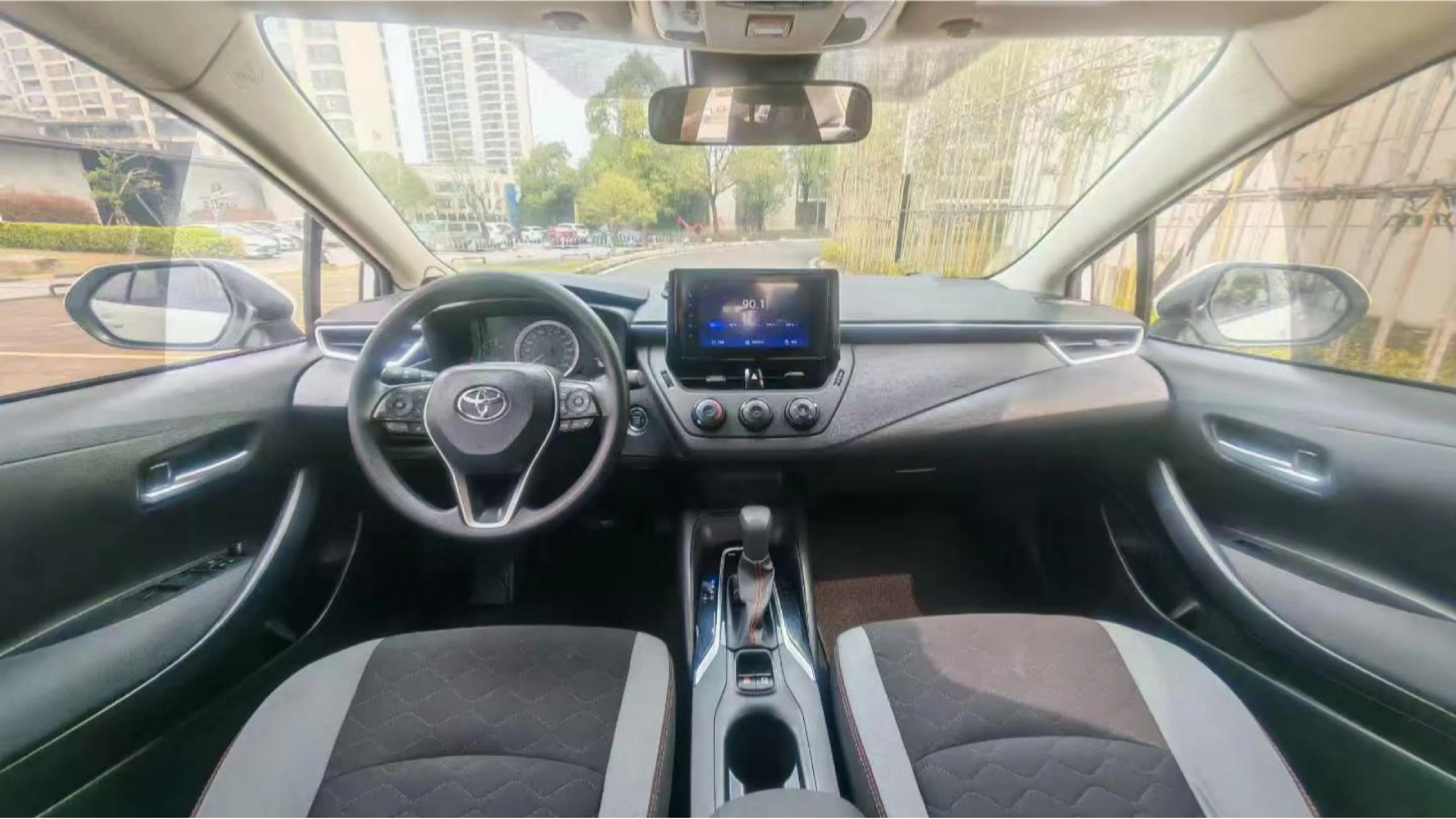 丰田卡罗拉 2022 1.2T S-CVT Plus_20260331153223_08.png