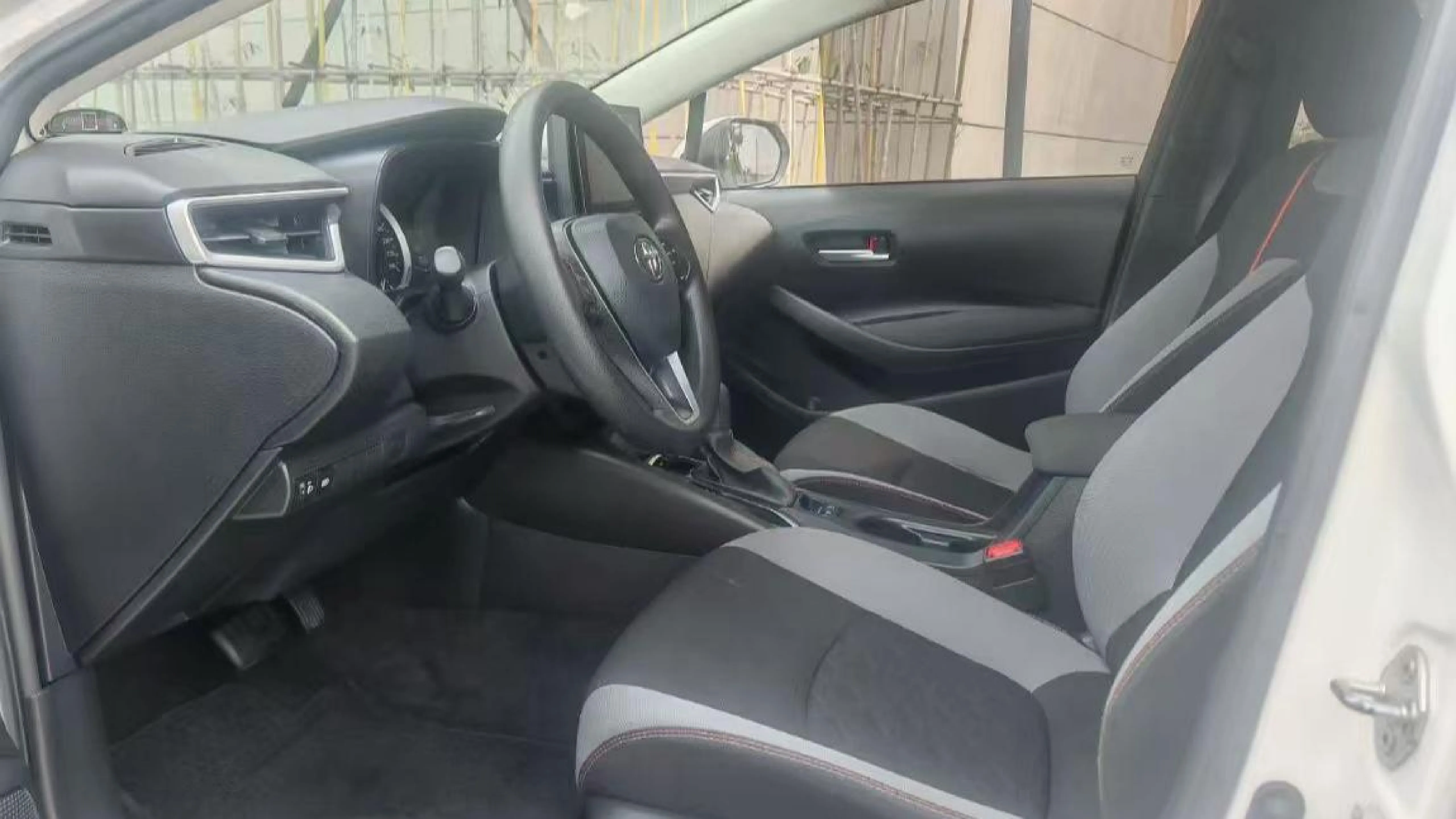 丰田卡罗拉 2022 1.2T S-CVT Plus_20260331153223_10.png